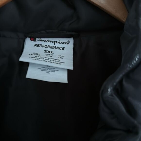 Black Puffer Vest Mens 2XL Champion Zip Pockets - Picture 2 of 8